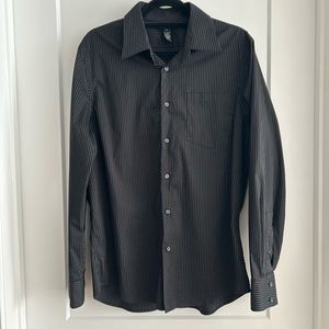 STRIPED BLACK BUTTON-UP SHIRT